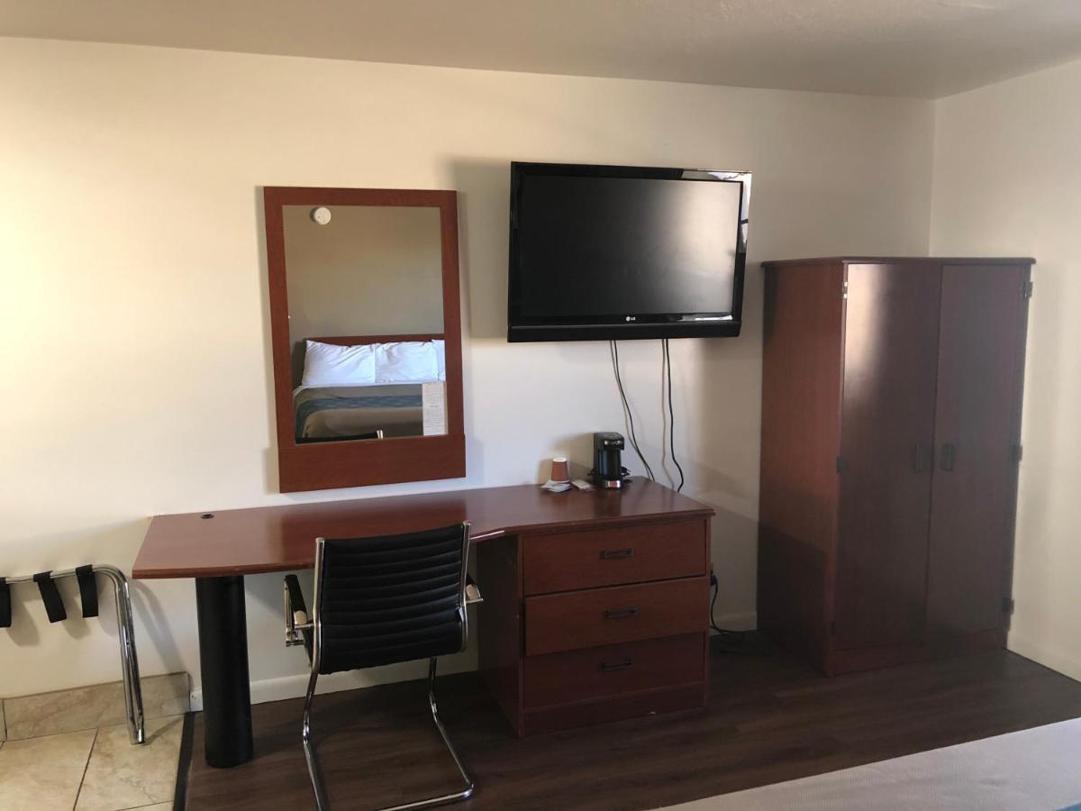 Ameri-Stay Inn & Suites Clearfield 外观 照片