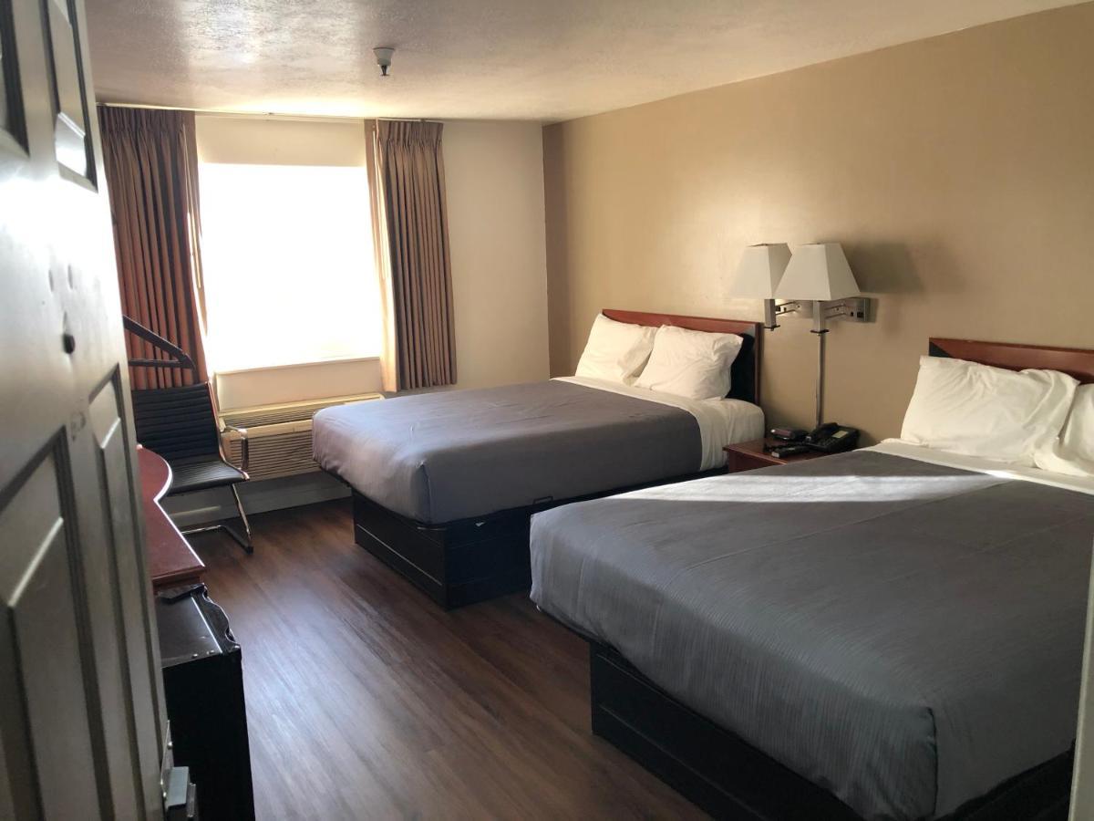 Ameri-Stay Inn & Suites Clearfield 外观 照片