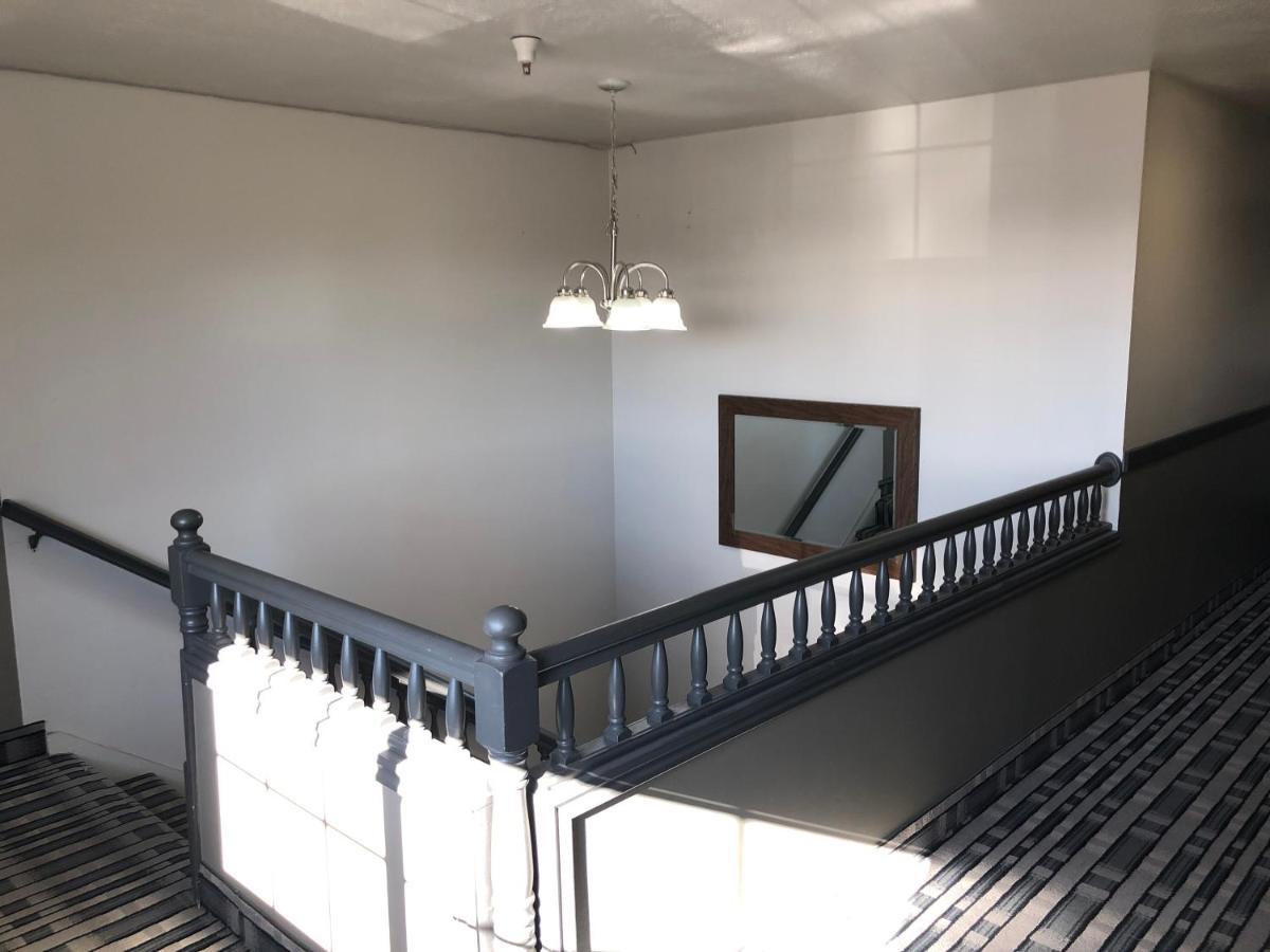 Ameri-Stay Inn & Suites Clearfield 外观 照片