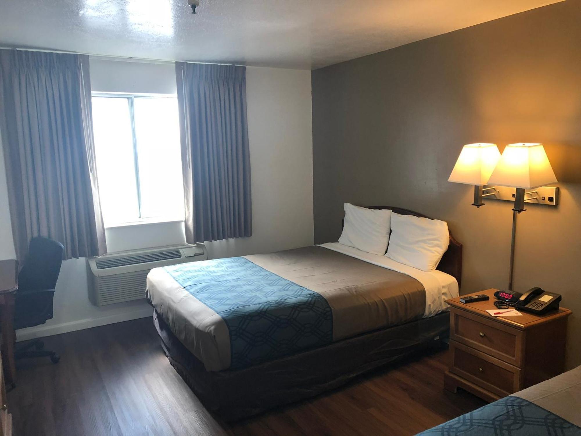 Ameri-Stay Inn & Suites Clearfield 外观 照片